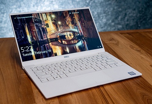 Dell XPS 13 2019. Ảnh: EnGadget.